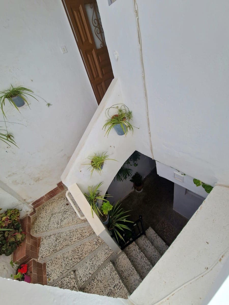 2 bedroom Townhouse for sale in Vejer de la Frontera - € 157,500 (Ref: 7650633)