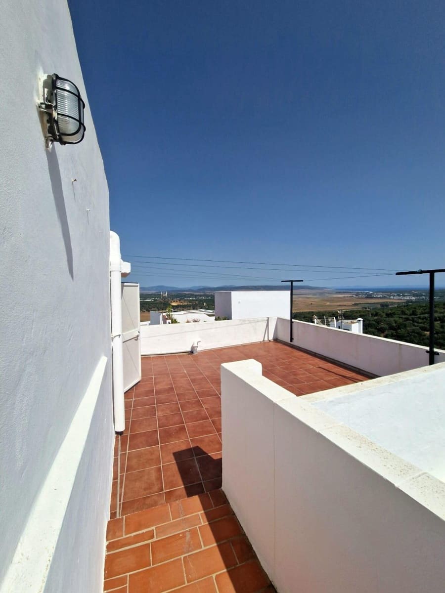 2 bedroom Townhouse for sale in Vejer de la Frontera - € 157,500 (Ref: 7650633)