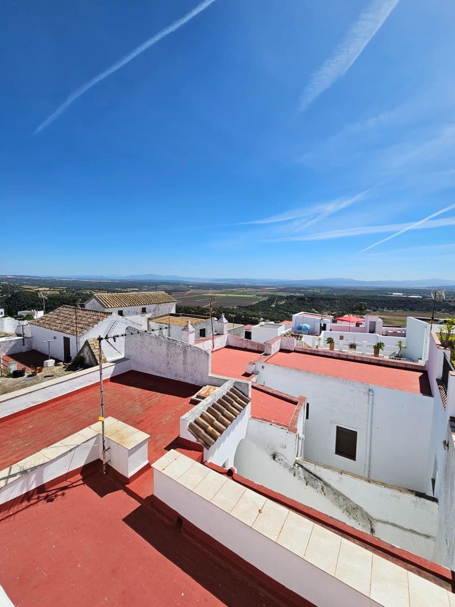 2 bedroom Townhouse for sale in Vejer de la Frontera - € 157,500 (Ref: 7650633)