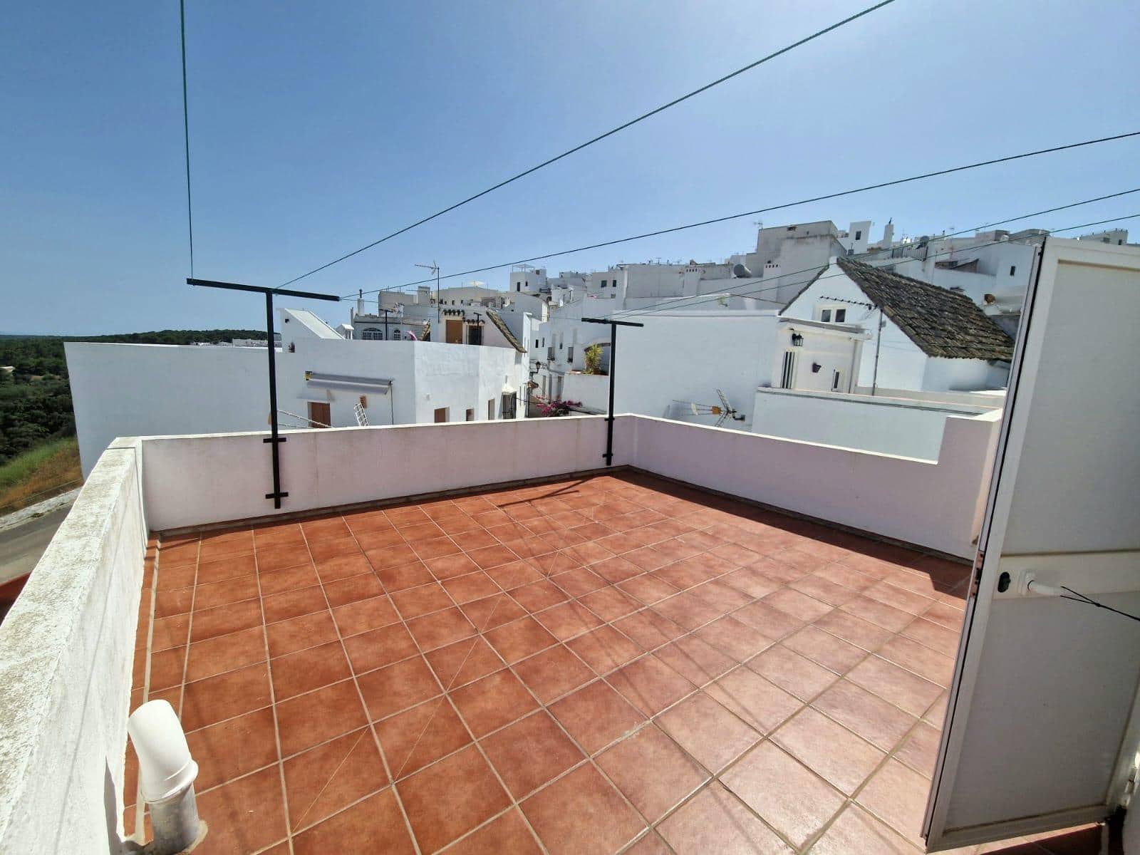 2 bedroom Townhouse for sale in Vejer de la Frontera - € 157,500 (Ref: 7650633)