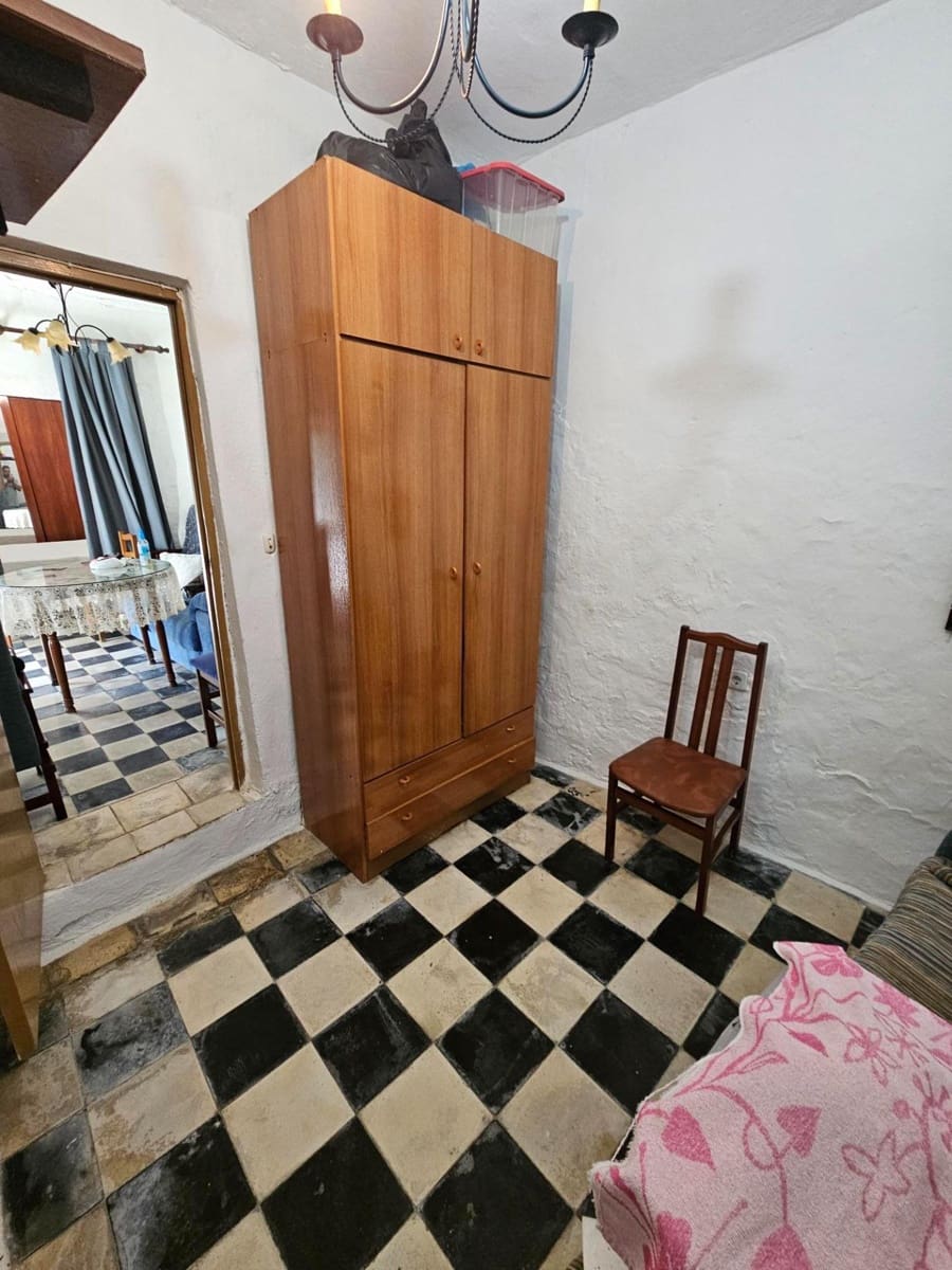 2 bedroom Apartment for sale in Vejer de la Frontera - € 160,000 (Ref: 7706490)