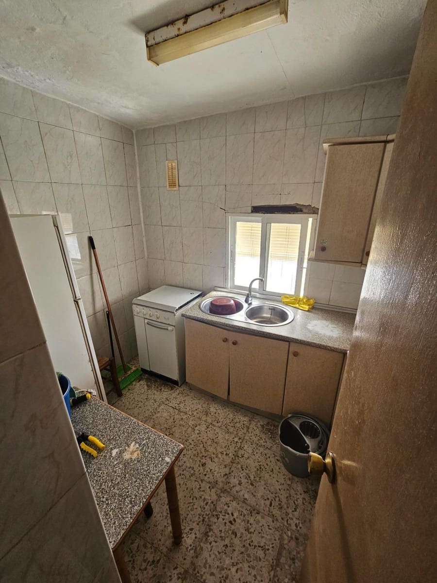 2 bedroom Apartment for sale in Vejer de la Frontera - € 160,000 (Ref: 7706490)