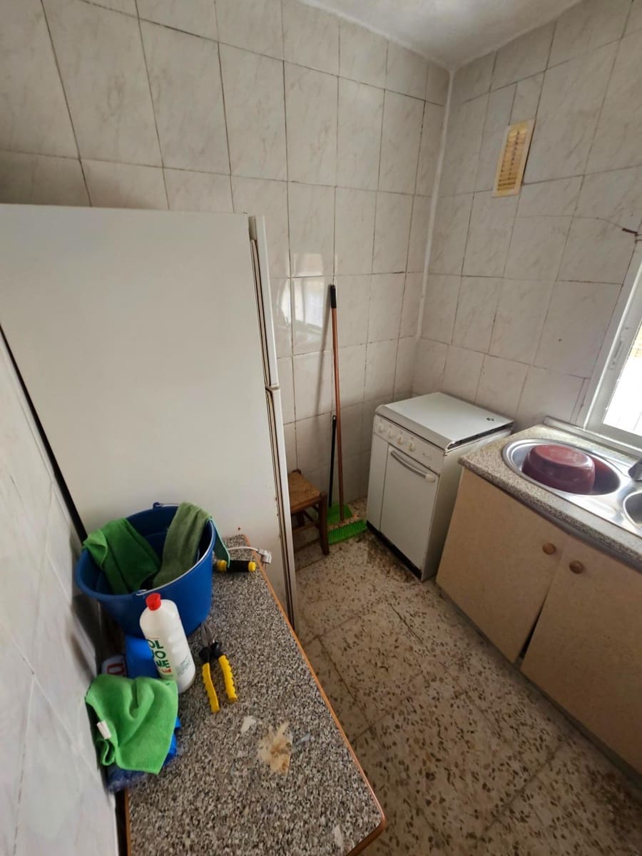 2 bedroom Apartment for sale in Vejer de la Frontera - € 160,000 (Ref: 7706490)