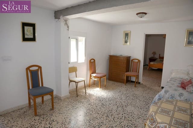 7 slaapkamer Huis te koop in Medina-Sidonia - € 184.500 (Ref: 7770604)
