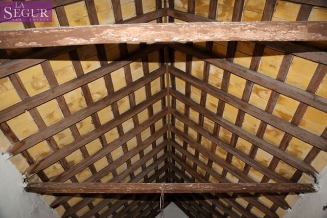 7 slaapkamer Huis te koop in Medina-Sidonia - € 184.500 (Ref: 7770604)