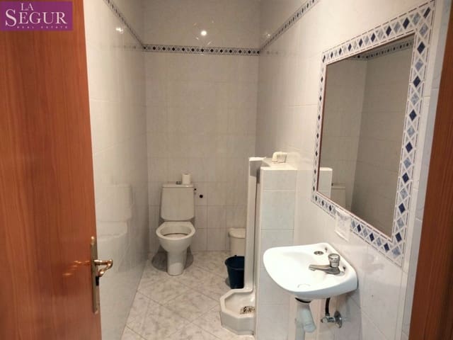 Erhverv til salg i Medina-Sidonia - € 175.000 (Ref: 7793487)