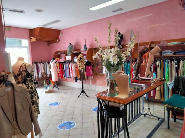 3 slaapkamer Commercieel te huur in Medina-Sidonia - € 600 (Ref: 7793488)