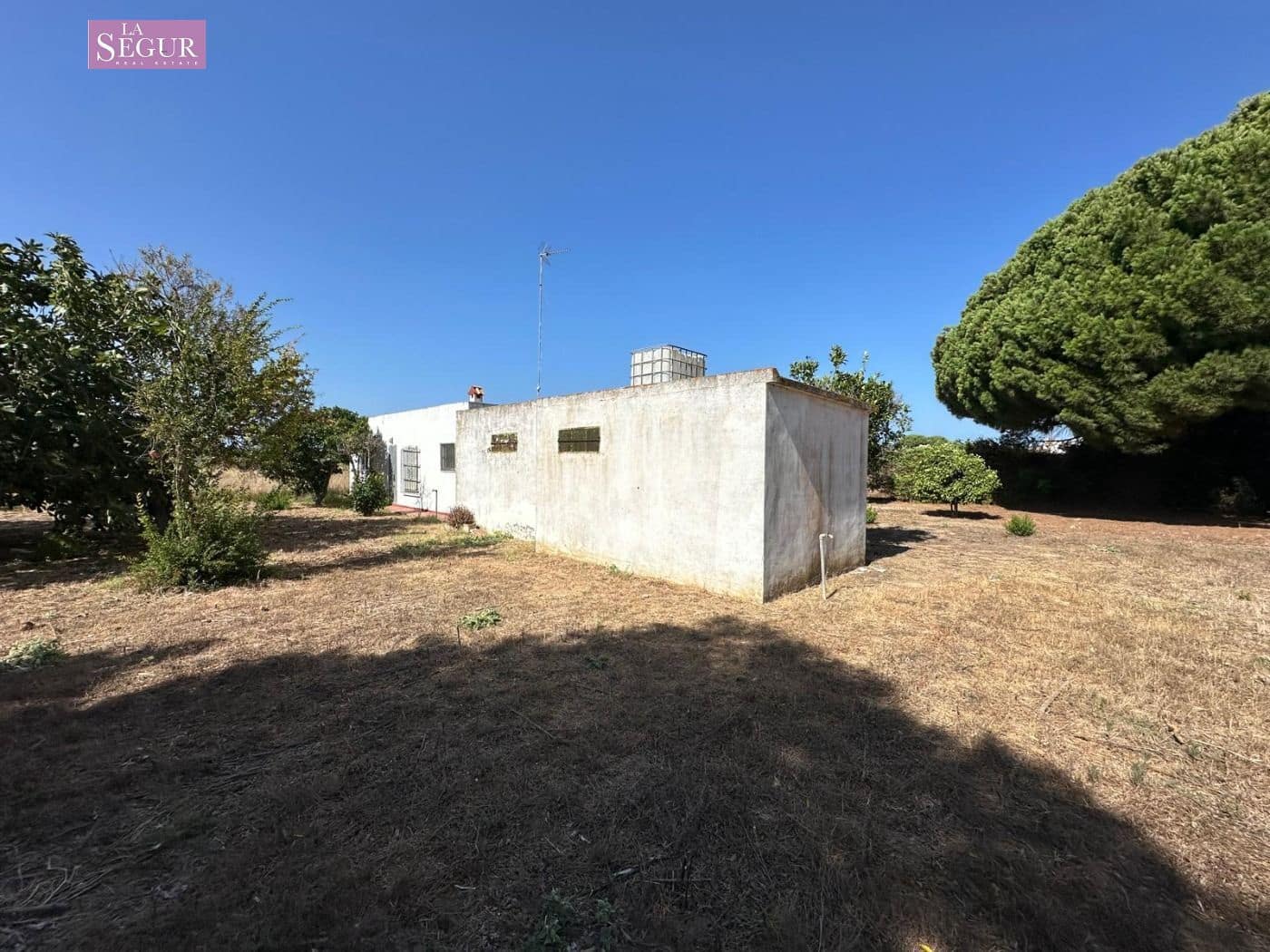 Tontti myytävänä paikassa Chiclana de la Frontera - 189 000 € (Ref: 8083113)