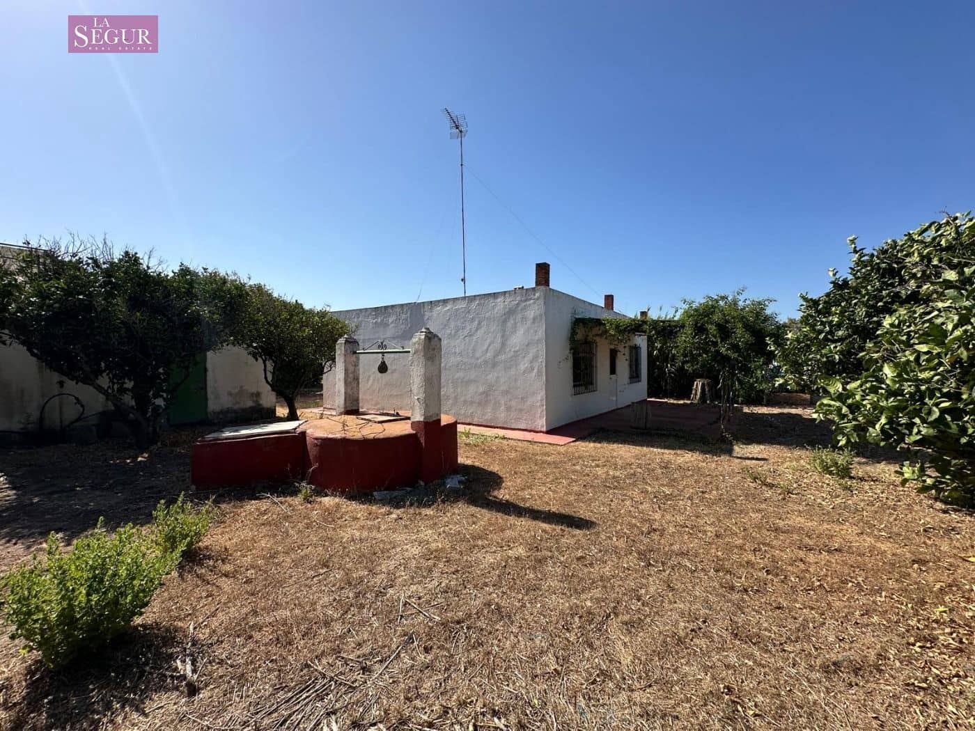 Tontti myytävänä paikassa Chiclana de la Frontera - 189 000 € (Ref: 8083113)