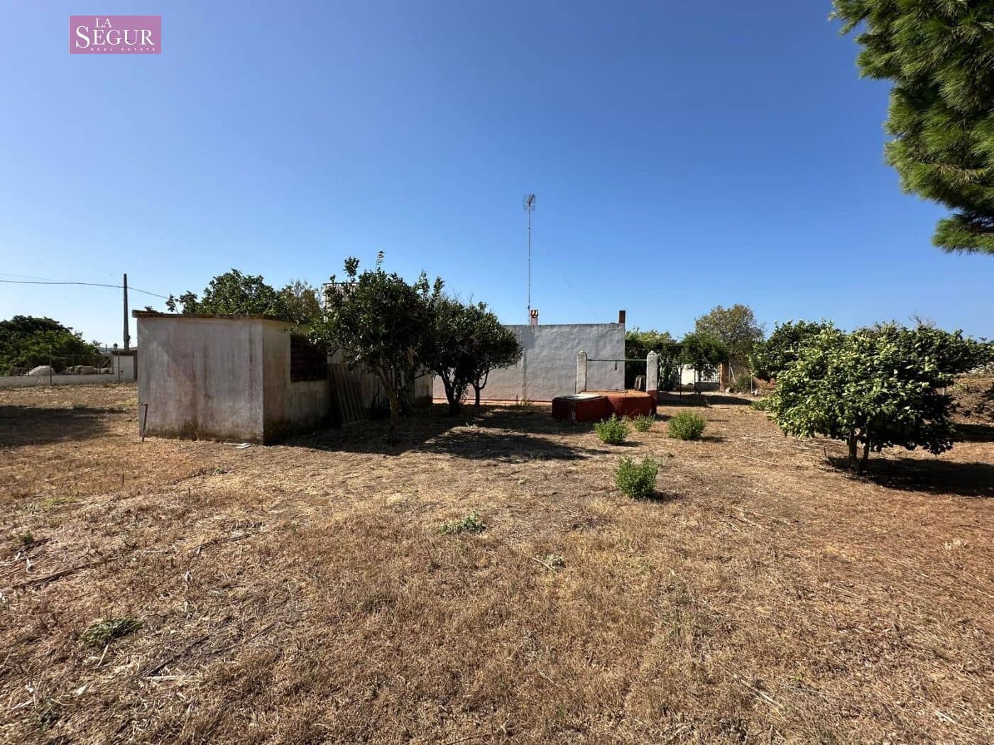 Tontti myytävänä paikassa Chiclana de la Frontera - 189 000 € (Ref: 8083113)