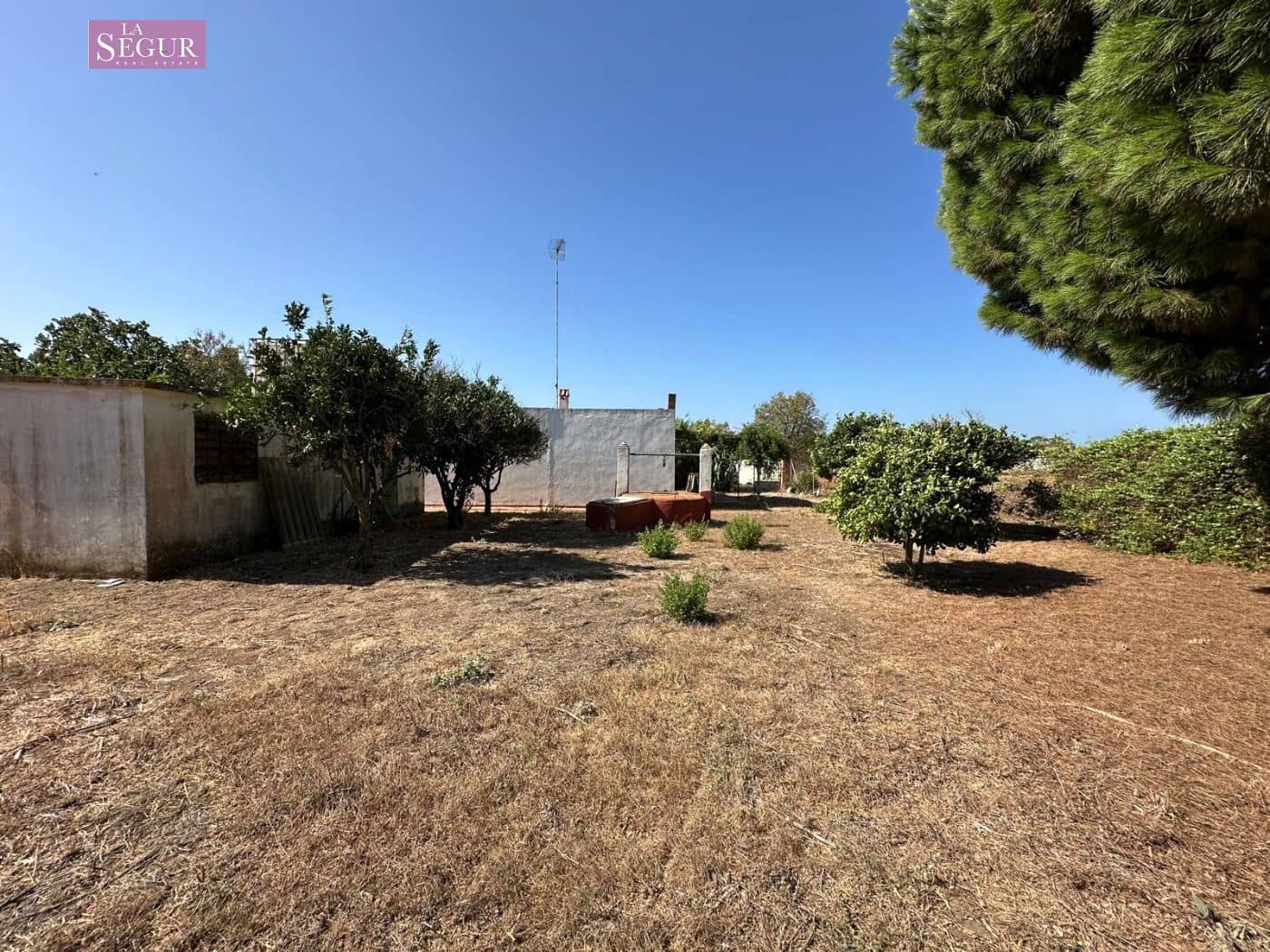 Tontti myytävänä paikassa Chiclana de la Frontera - 189 000 € (Ref: 8083113)