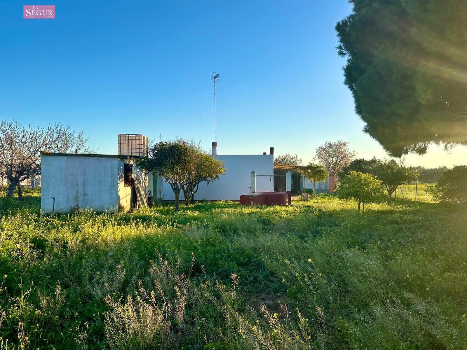 Tontti myytävänä paikassa Chiclana de la Frontera - 189 000 € (Ref: 8083113)