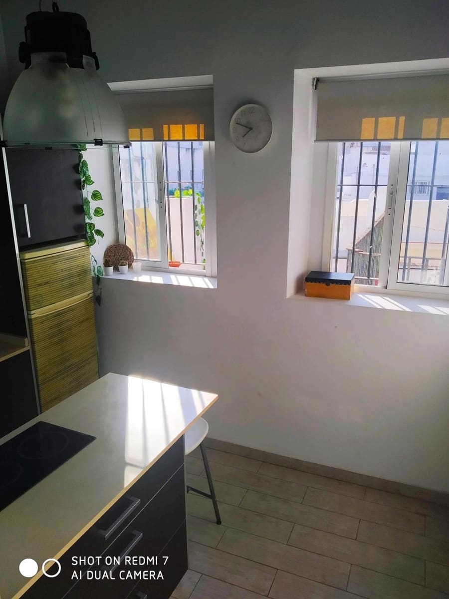 Penthouse til salgs i Cadiz by - € 169 000 (Ref: 8220685)