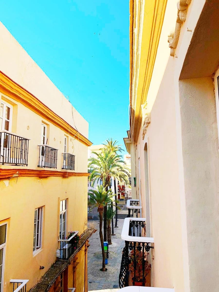 3 soverom Leilighet til salgs i Cadiz by - € 320 000 (Ref: 8226537)