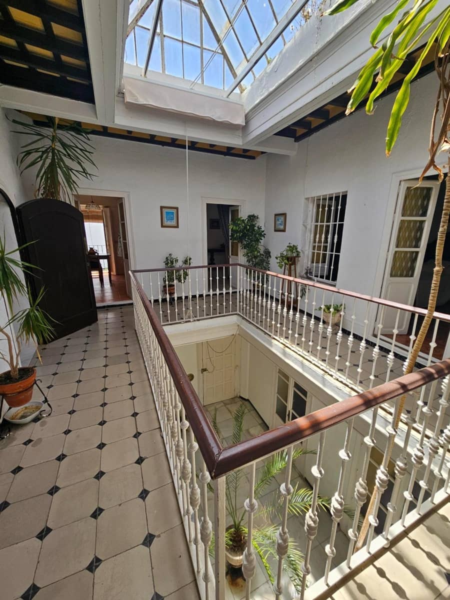 7 bedroom Townhouse for sale in Vejer de la Frontera - € 490,000 (Ref: 8319241)