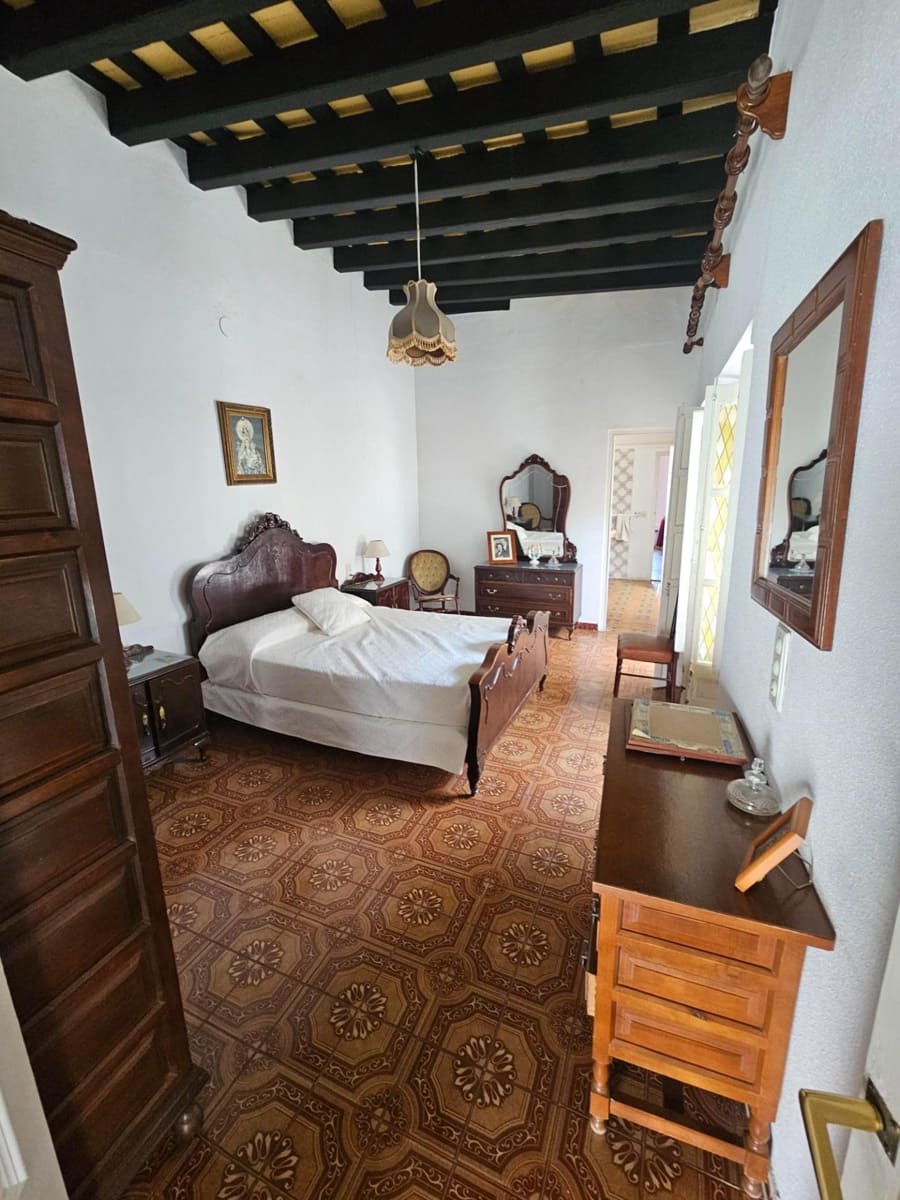 7 bedroom Townhouse for sale in Vejer de la Frontera - € 490,000 (Ref: 8319241)