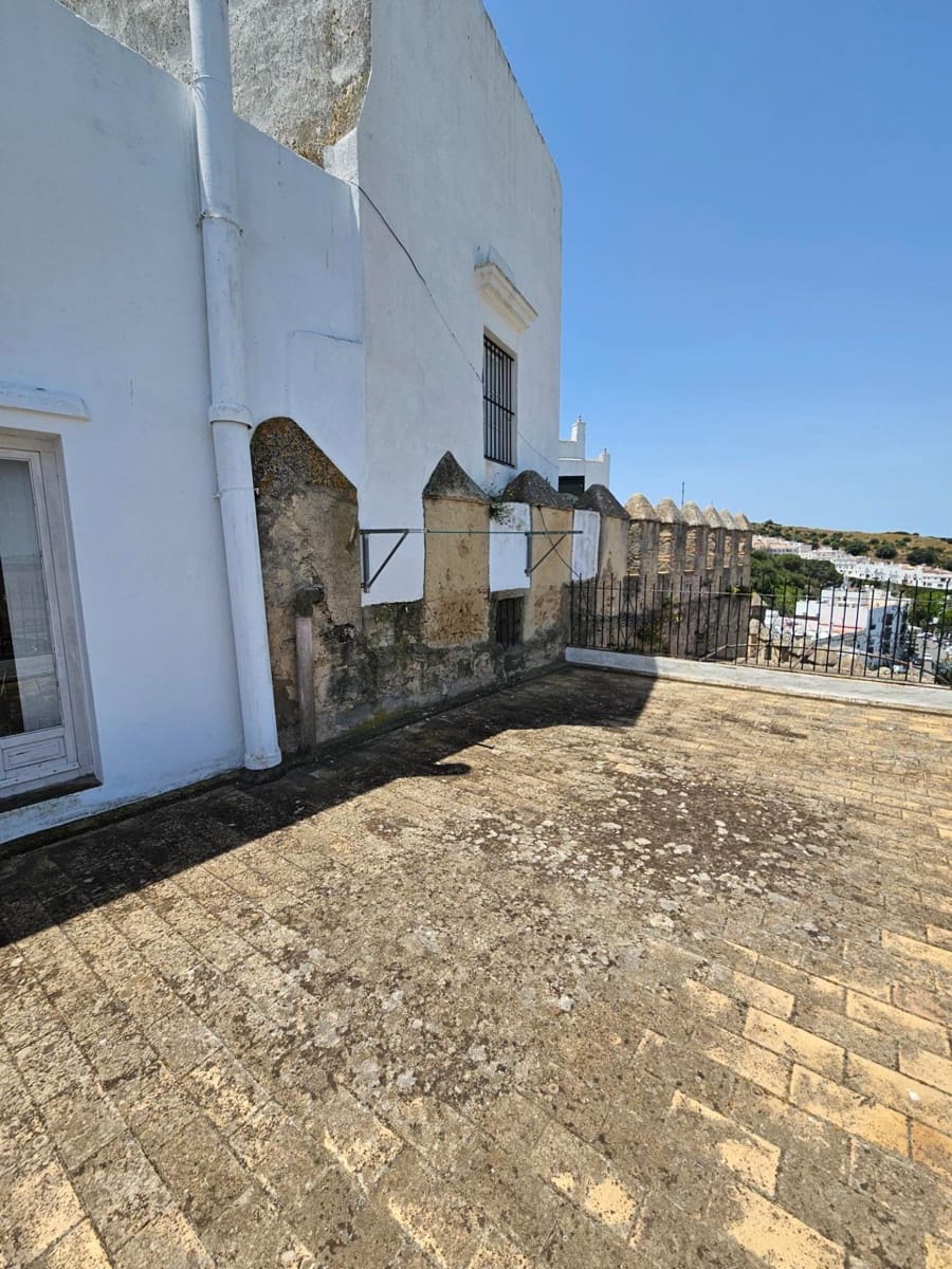7 bedroom Townhouse for sale in Vejer de la Frontera - € 490,000 (Ref: 8319241)