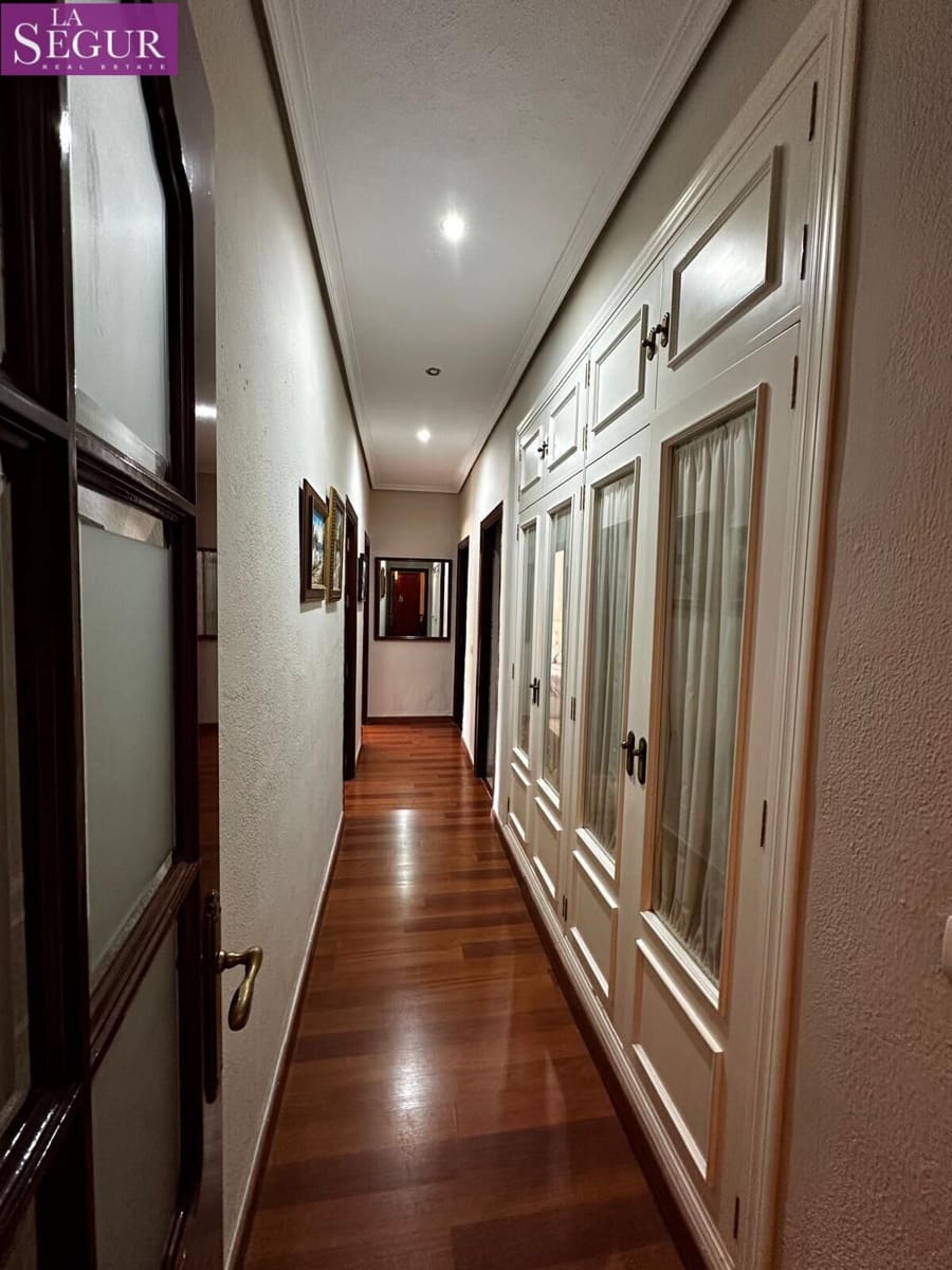 3 soverom Leilighet til salgs i Cadiz by med garasje - € 650 000 (Ref: 8333957)