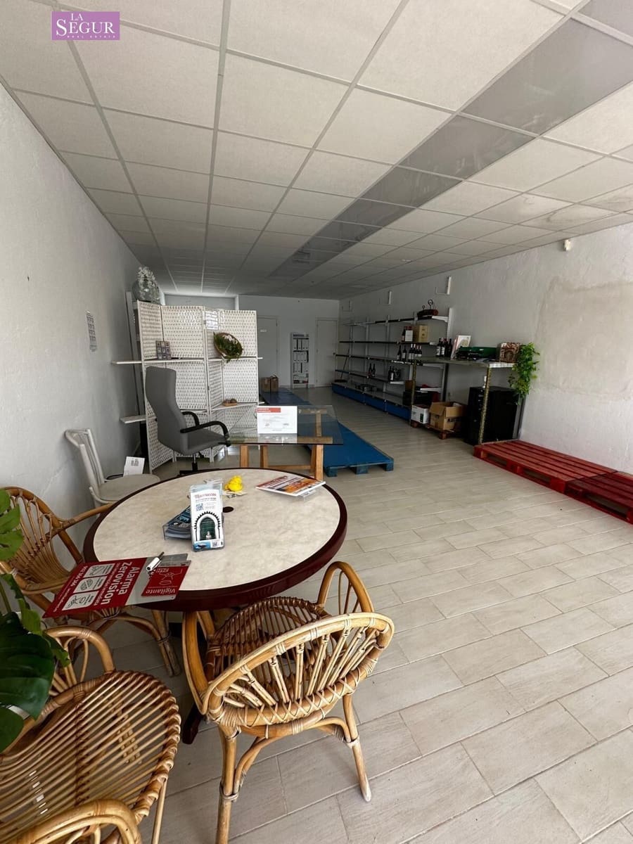 8 soveværelse Rækkehus til salg i Conil de la Frontera - € 292.000 (Ref: 8366474)