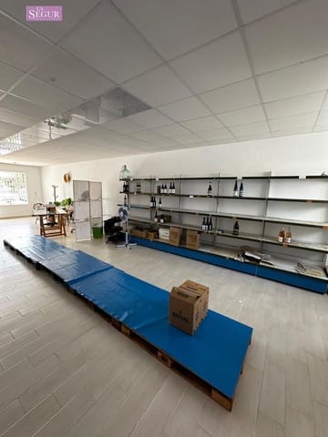 8 chambre Villa/Maison Mitoyenne à vendre à Conil de la Frontera - 292 000 € (Ref: 8366474)