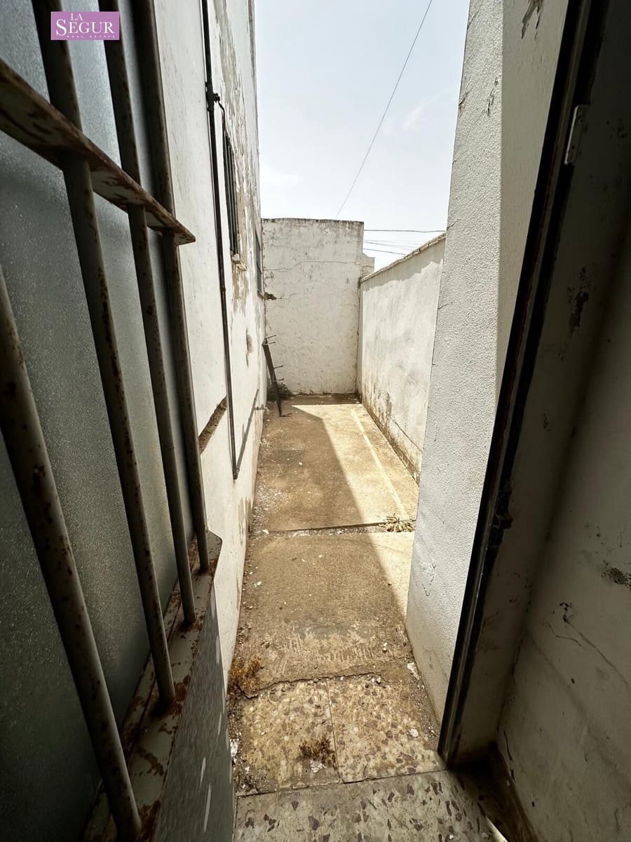 8 soveværelse Rækkehus til salg i Conil de la Frontera - € 292.000 (Ref: 8366474)