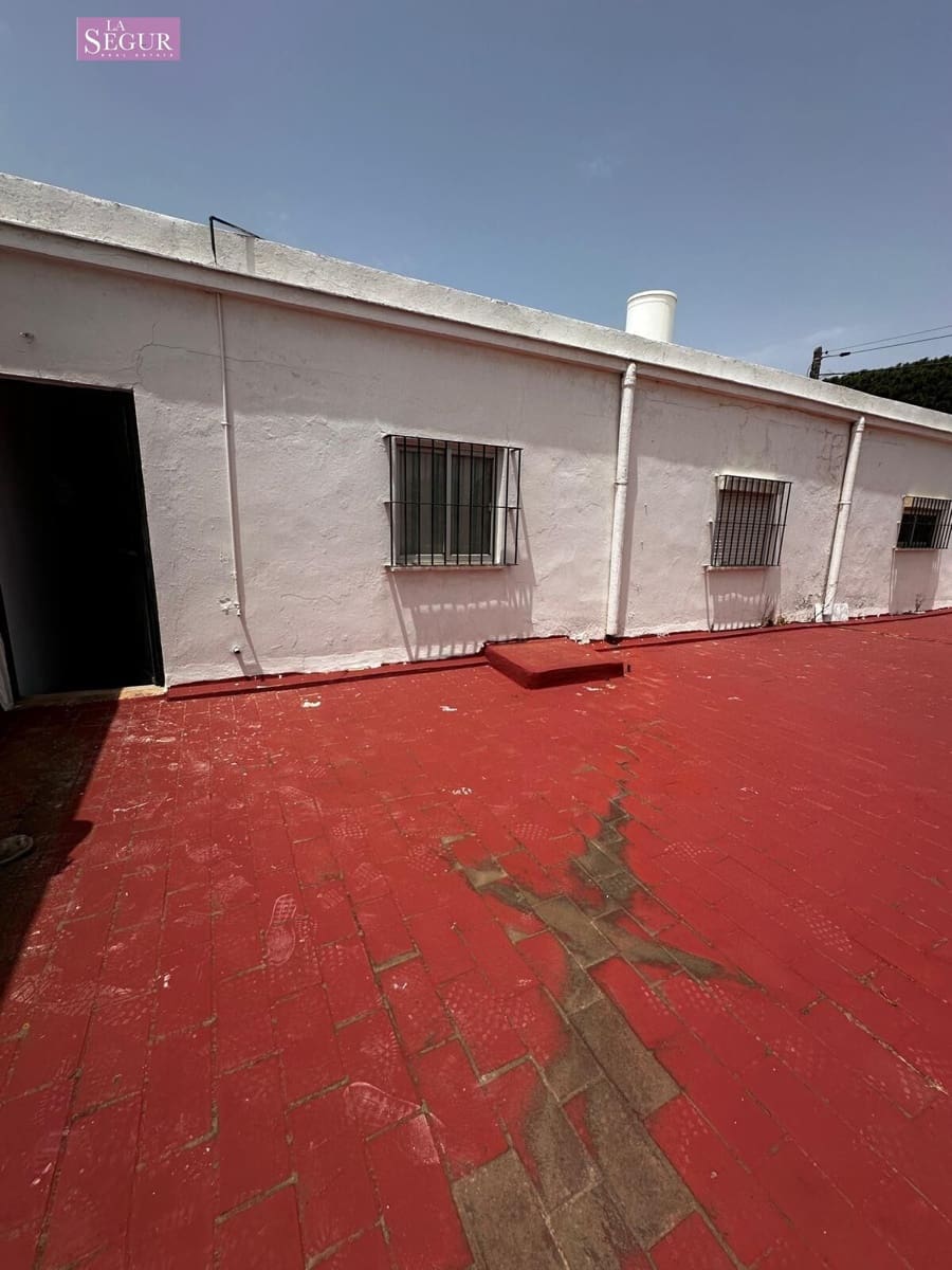 8 soveværelse Rækkehus til salg i Conil de la Frontera - € 292.000 (Ref: 8366474)