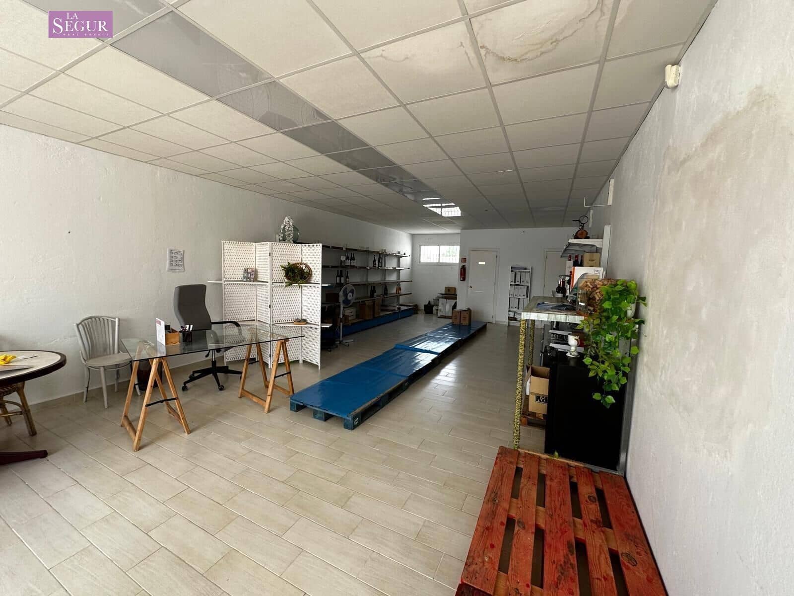 8 soveværelse Rækkehus til salg i Conil de la Frontera - € 292.000 (Ref: 8366474)