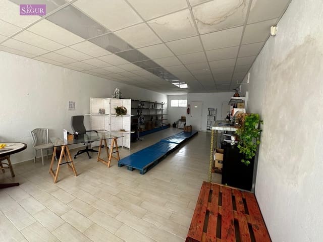 8 chambre Villa/Maison Mitoyenne à vendre à Conil de la Frontera - 292 000 € (Ref: 8366474)