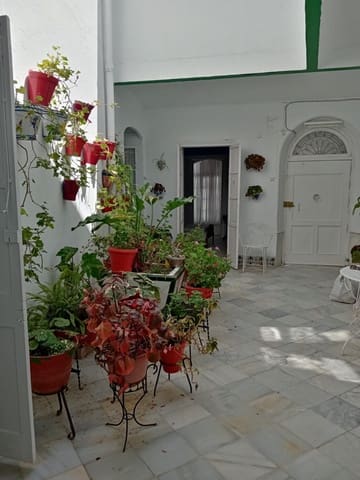 5 makuuhuone Omakotitalo myytävänä paikassa Medina-Sidonia - 300 000 € (Ref: 8428957)