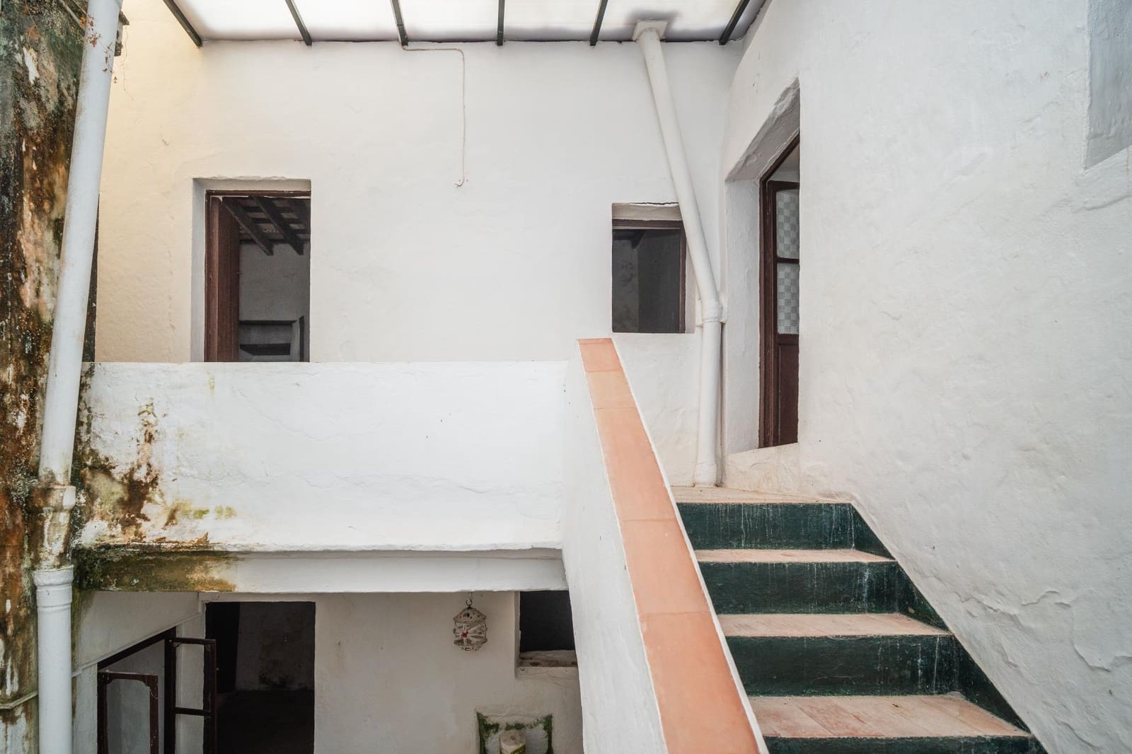 6 bedroom Villa for sale in Vejer de la Frontera - € 320,000 (Ref: 8435133)