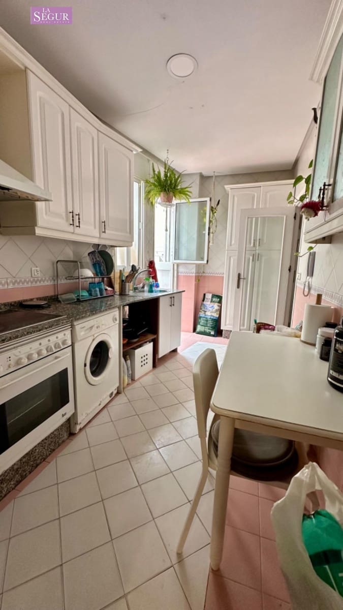 3 slaapkamer Appartement te koop in Conil de la Frontera - € 359.000 (Ref: 8476221)