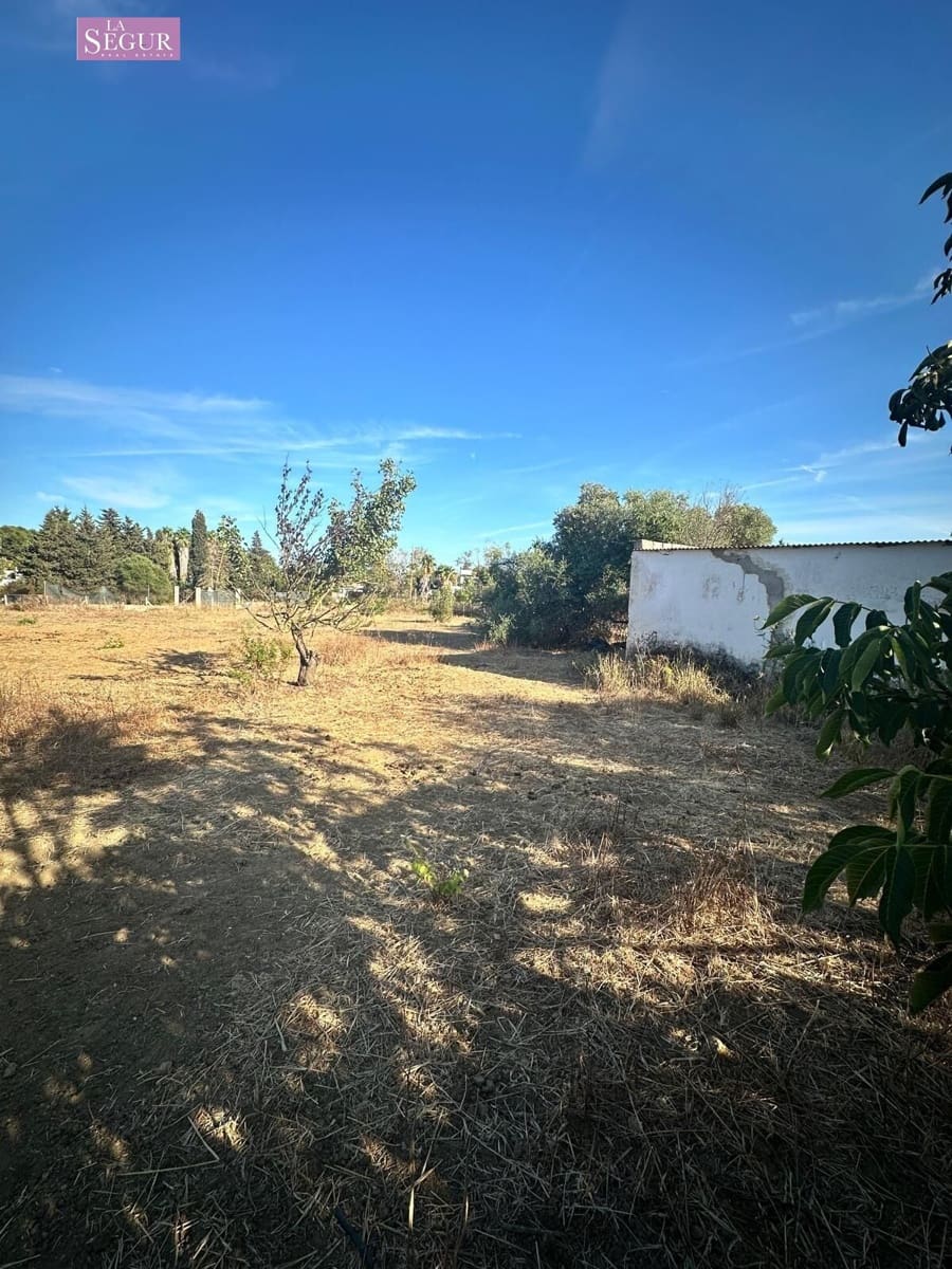 Grunde uden byggetilladelser til salg i Chiclana de la Frontera - € 150.000 (Ref: 8481998)