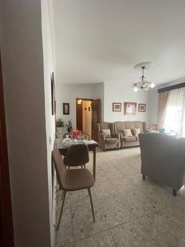 2 bedroom Flat for sale in Vejer de la Frontera with garage - € 180,000 (Ref: 8500172)