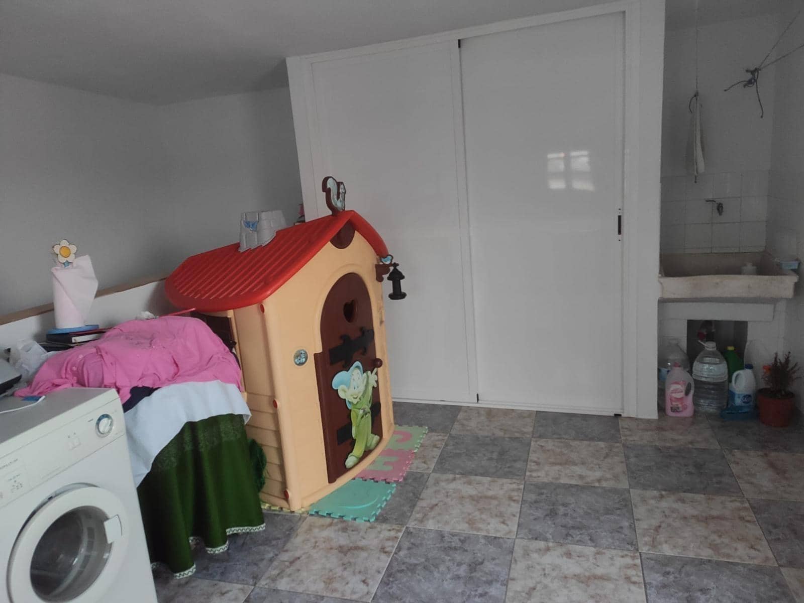 3 soveværelse Villa til salg i Paterna de Rivera - € 130.000 (Ref: 8504372)