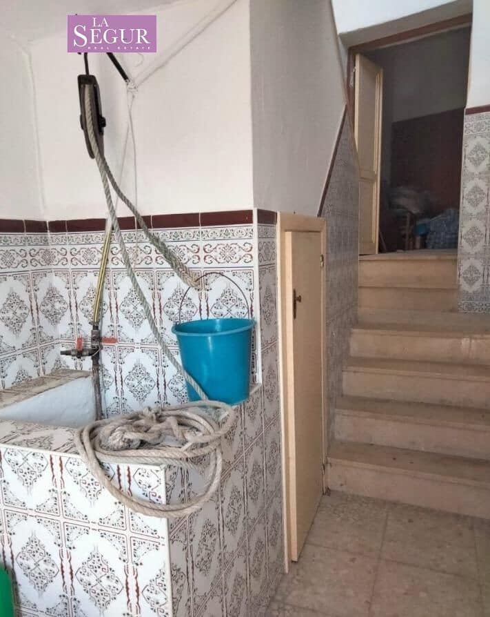 5 bedroom Townhouse for sale in Conil de la Frontera - € 300,000 (Ref: 8518653)