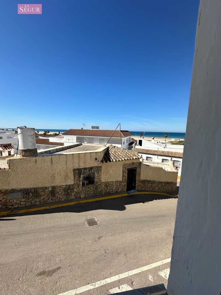 5 bedroom Townhouse for sale in Conil de la Frontera - € 300,000 (Ref: 8518653)