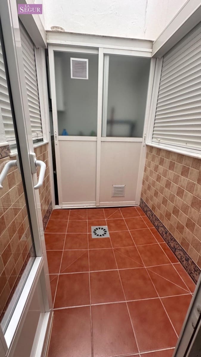 11 soveværelse Byhus til salg i Conil de la Frontera - € 850.000 (Ref: 8518654)