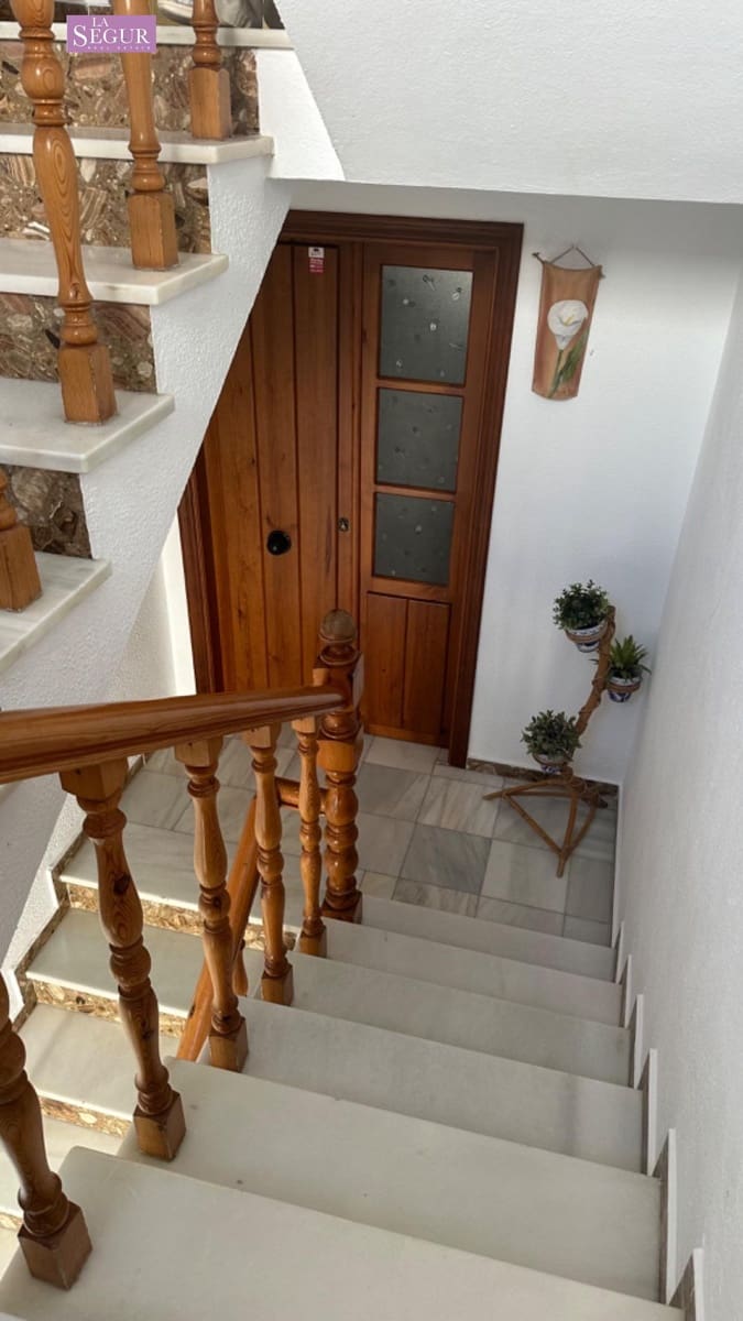 11 soveværelse Byhus til salg i Conil de la Frontera - € 850.000 (Ref: 8518654)