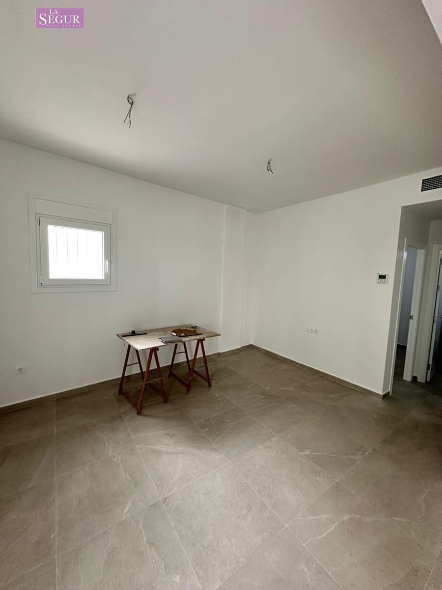 2 soverom Leilighet til salgs i Conil de la Frontera - € 230 000 (Ref: 8539635)