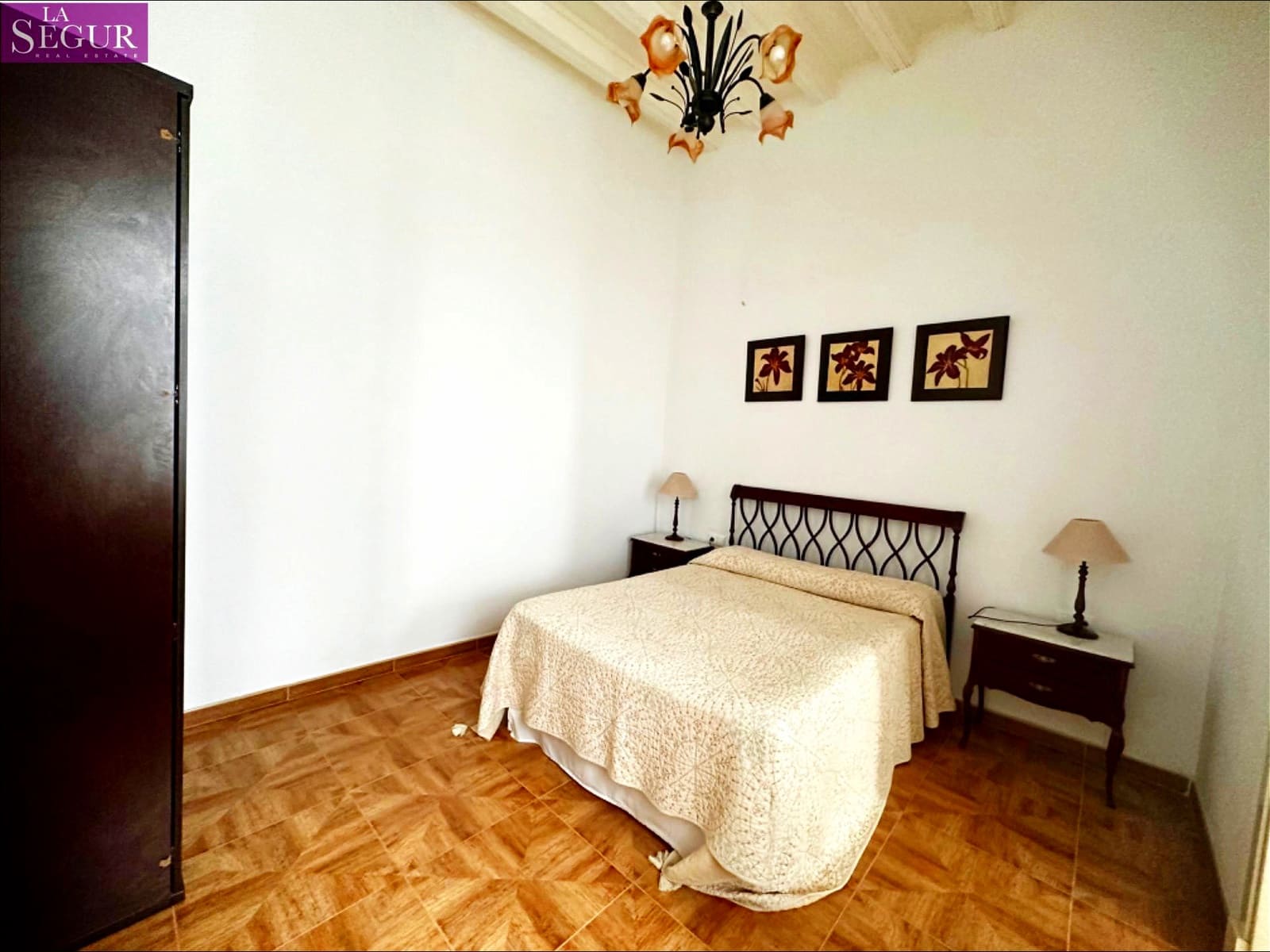 3 bedroom Flat for sale in La Caleta La Viña, Cádiz city € 190,000