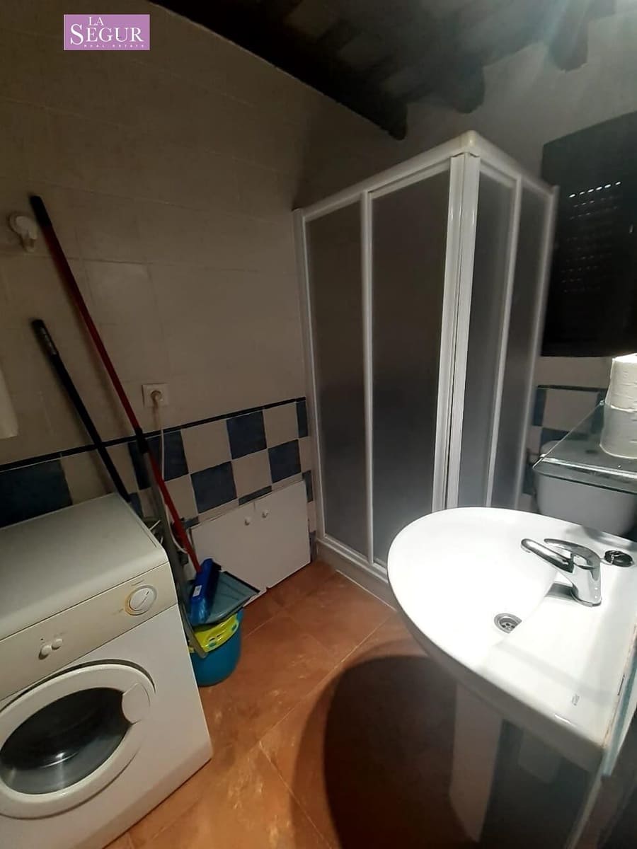 5 soveværelse Lejlighed til salg i Conil de la Frontera - € 300.000 (Ref: 8556796)