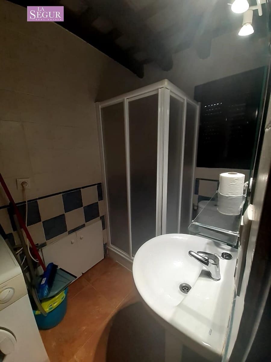 5 soveværelse Lejlighed til salg i Conil de la Frontera - € 300.000 (Ref: 8556796)