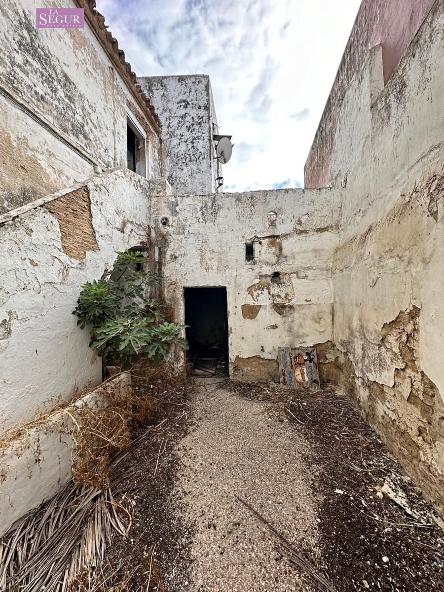 5 soveværelse Lejlighed til salg i Conil de la Frontera - € 300.000 (Ref: 8556796)