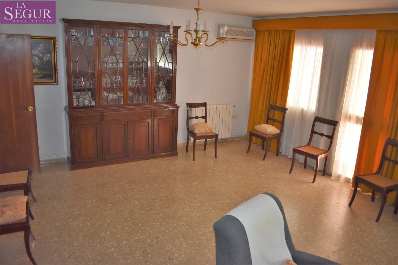 4 quarto Apartamento para venda em Cadis cidade com garagem - 590 000 € (Ref: 8572543)