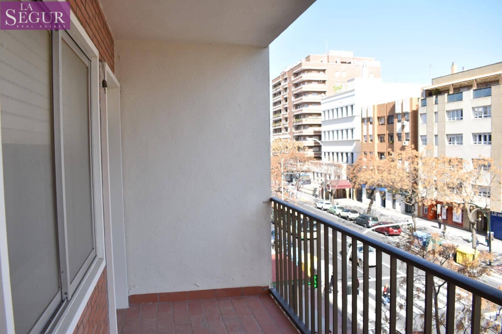 4 quarto Apartamento para venda em Cadis cidade com garagem - 590 000 € (Ref: 8572543)