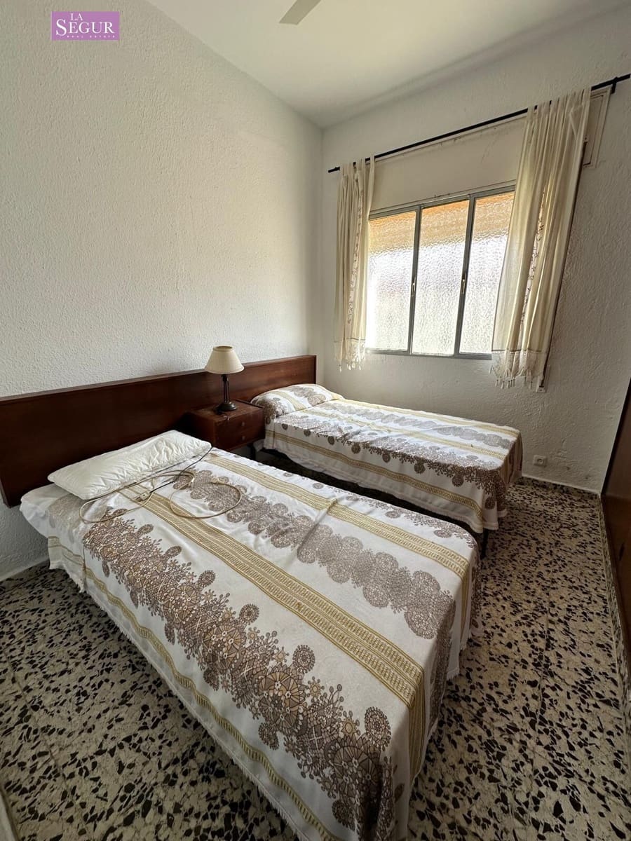 4 sypialnia Willa na sprzedaż w Conil de la Frontera z garażem - 670 000 € (Ref: 8584351)