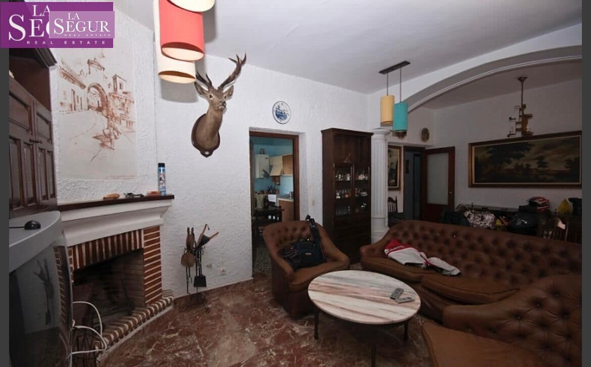 4 sypialnia Willa na sprzedaż w Conil de la Frontera z garażem - 670 000 € (Ref: 8584351)