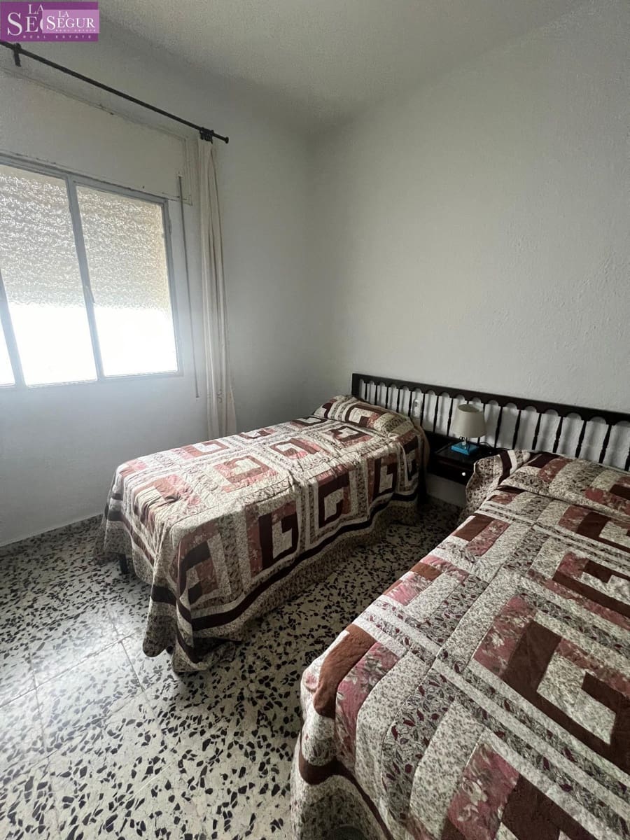 4 sypialnia Willa na sprzedaż w Conil de la Frontera z garażem - 670 000 € (Ref: 8584351)