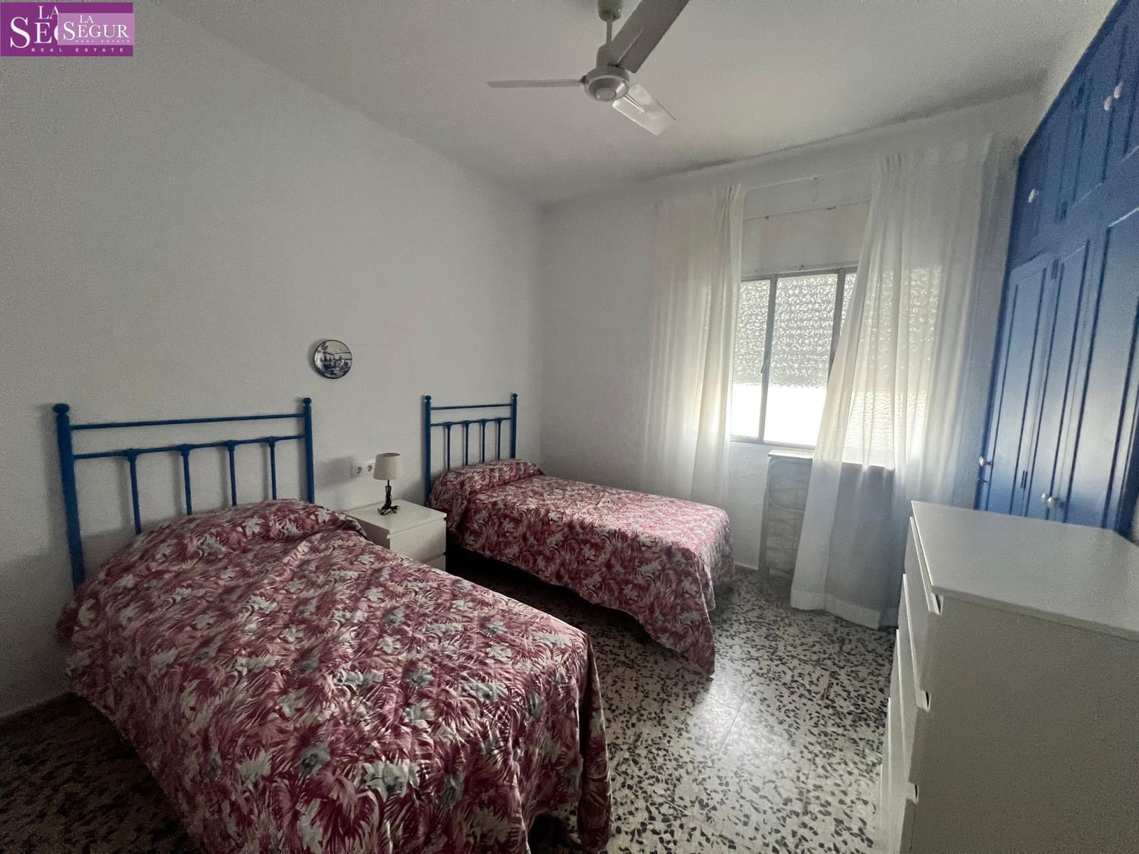 4 sypialnia Willa na sprzedaż w Conil de la Frontera z garażem - 670 000 € (Ref: 8584351)