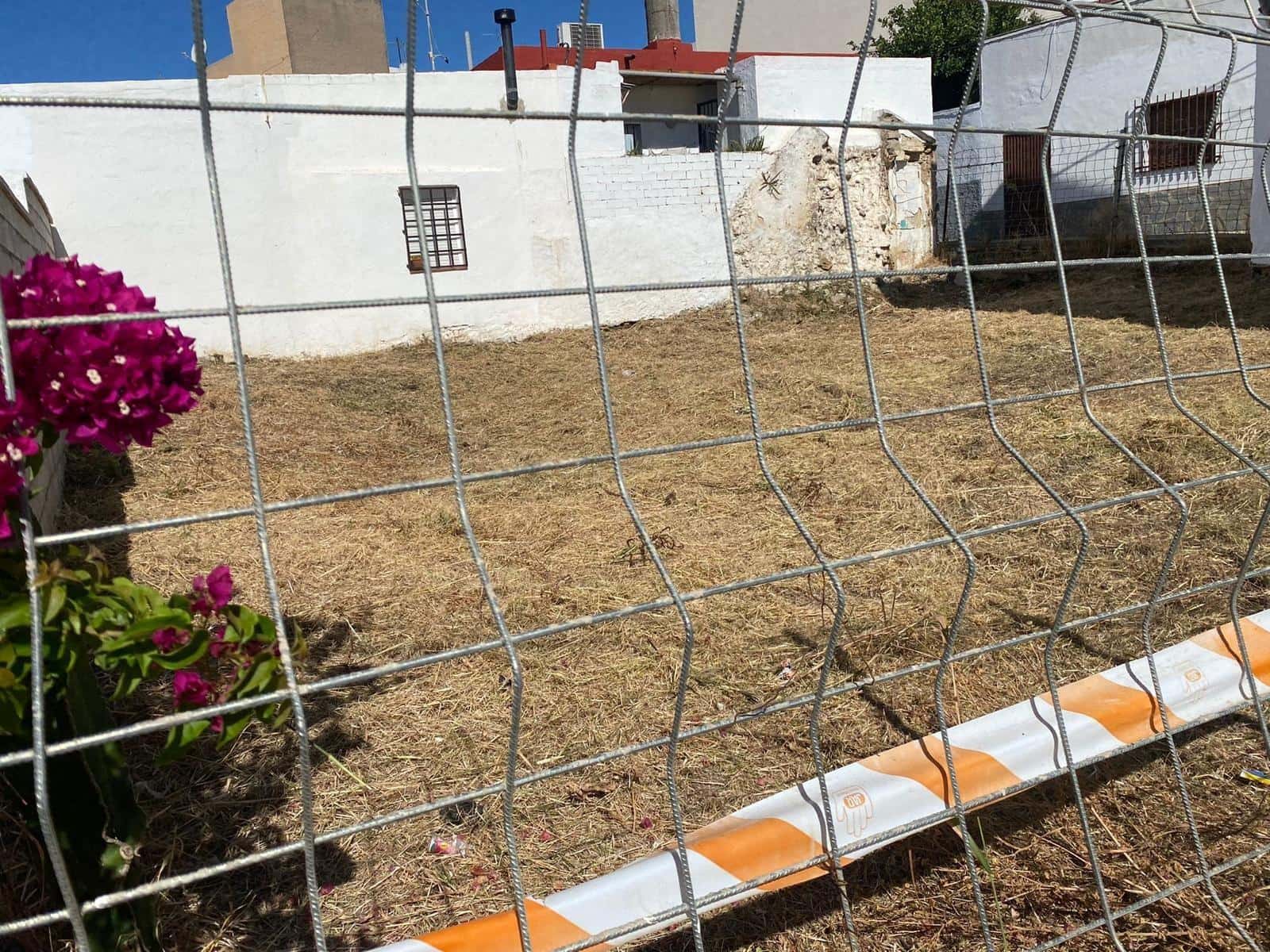 Terrain à Bâtir à vendre à Benalup - 105 000 € (Ref: 8595392)